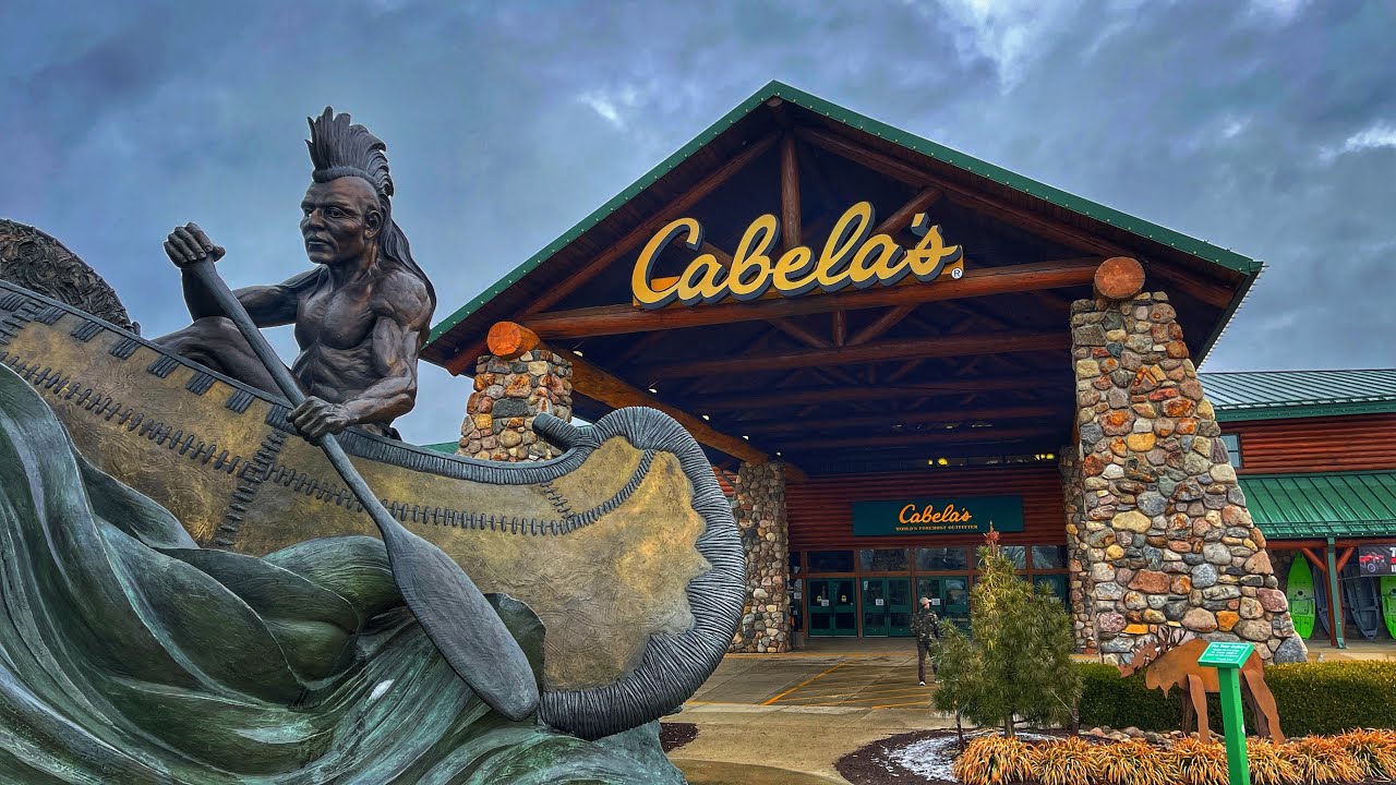 Walking Around Cabela's - Hamburg, PA