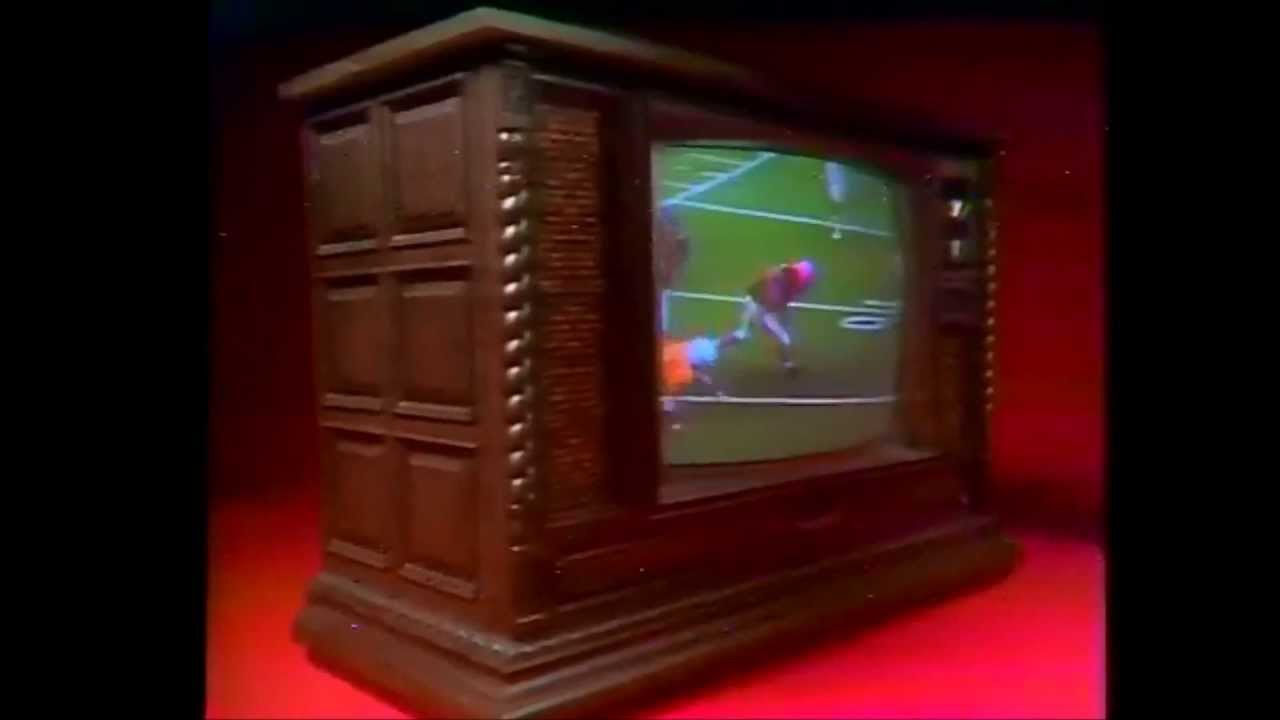 Montgomery Ward TV Set Commercial (1975)