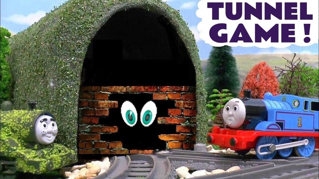 Thomas & Friends Toy Trains Tunnel Game with Tom Moss