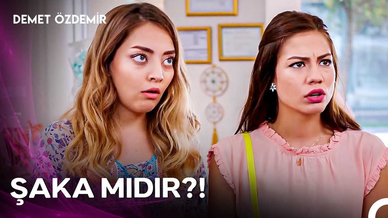 Bacımla Bizim İfadelerin Benzerliği 😍 - Çilek Kokusu