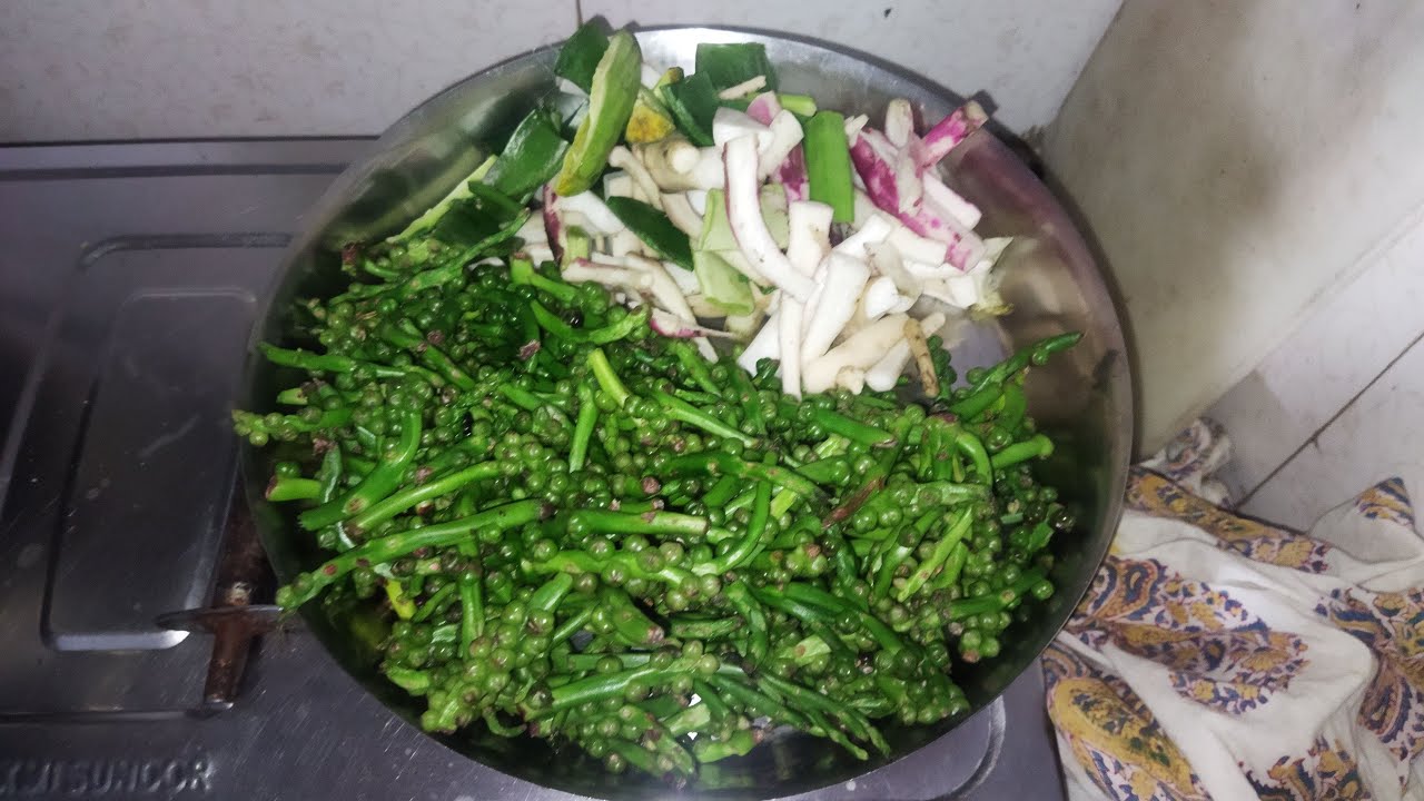Poi Saag Ka Bituli Live Cooking at Home 😋😋😋  #livecooking #cookingathome #cooking #desicooking