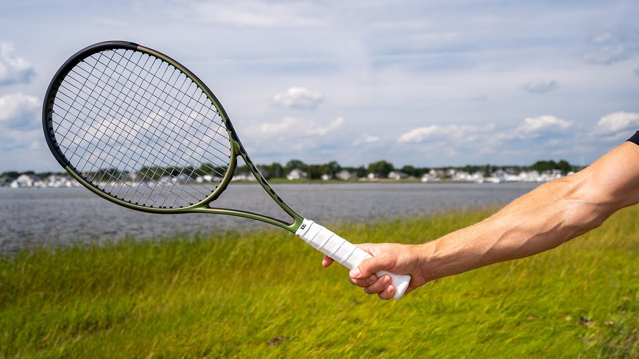 Wilson Blade 98 16x19 v8 [In-depth Review & Playtest]