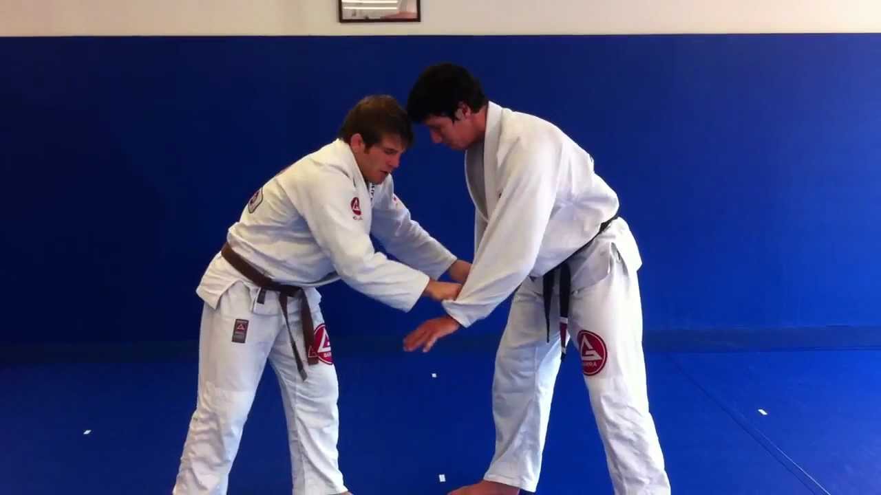 AJ Agazarm shows a Jiu Jitsu Single Leg