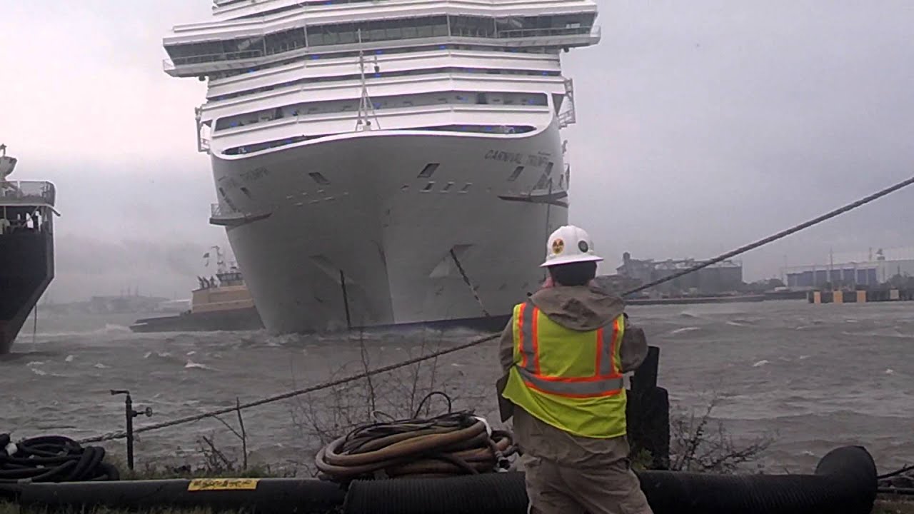 Carnival Triumph Cruise Ship Breaks Free