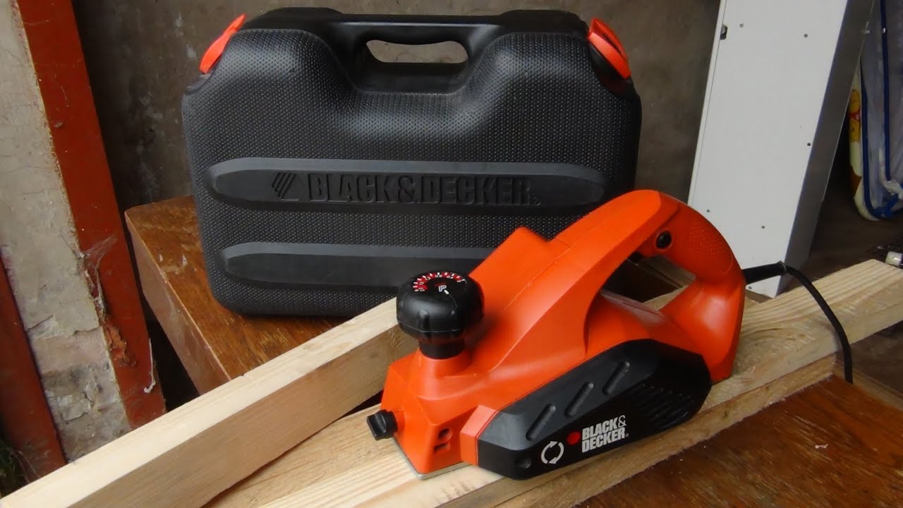 Электрический рубанок Black Decker KW 712