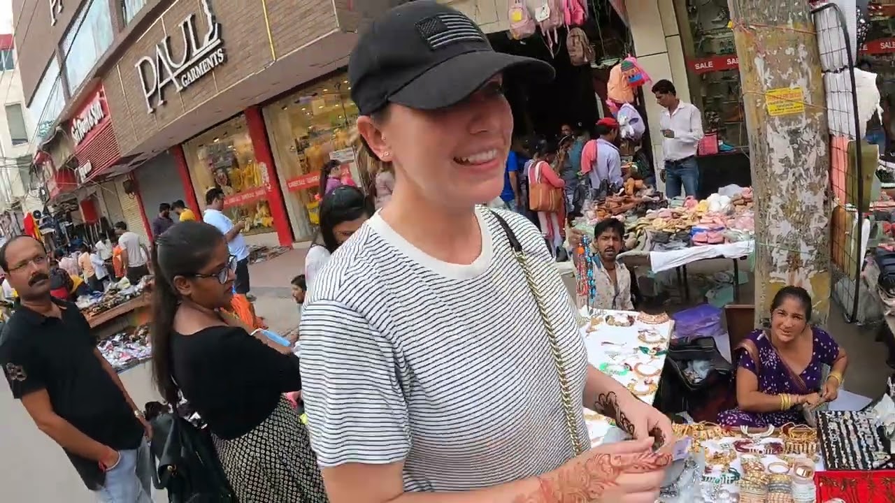 Craziest Market in Delhi, India 🇮🇳 *$5 Shopping Spree*