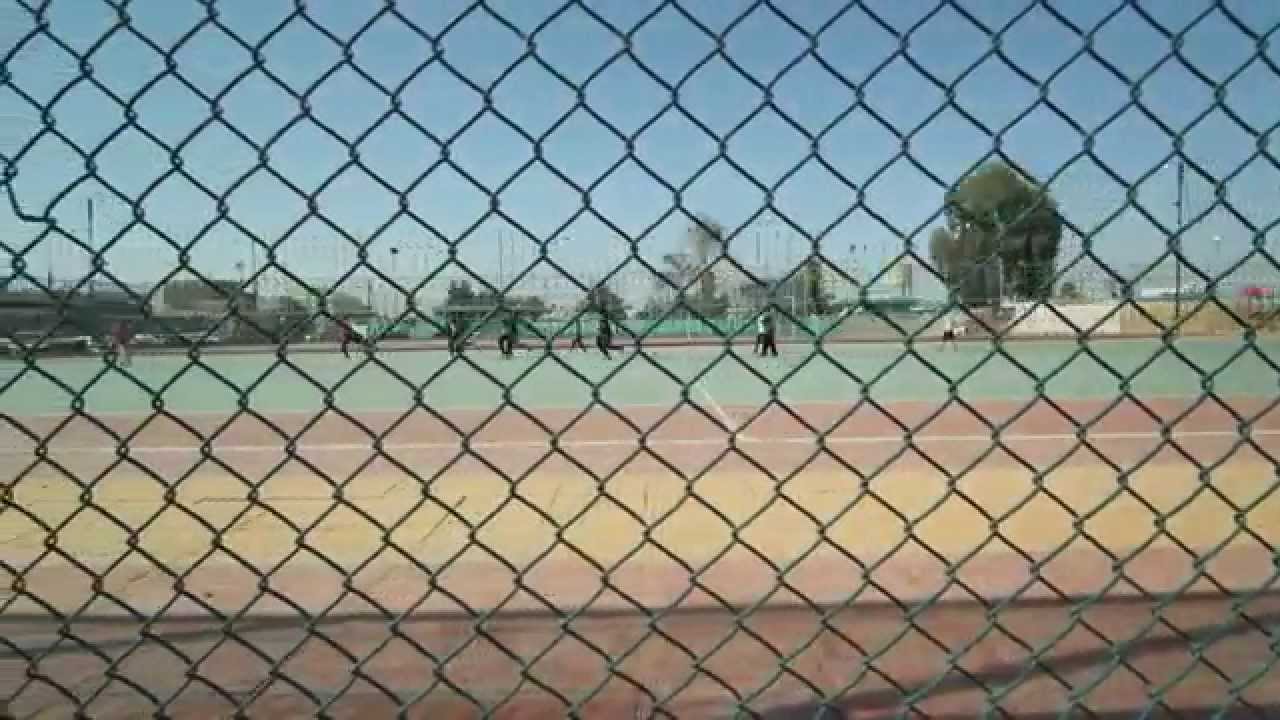 في ملعب الحي