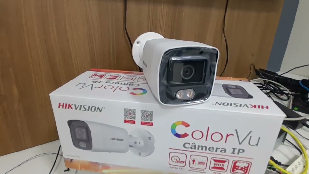 Câmera Hikvision DS-2CD2047G2-LU