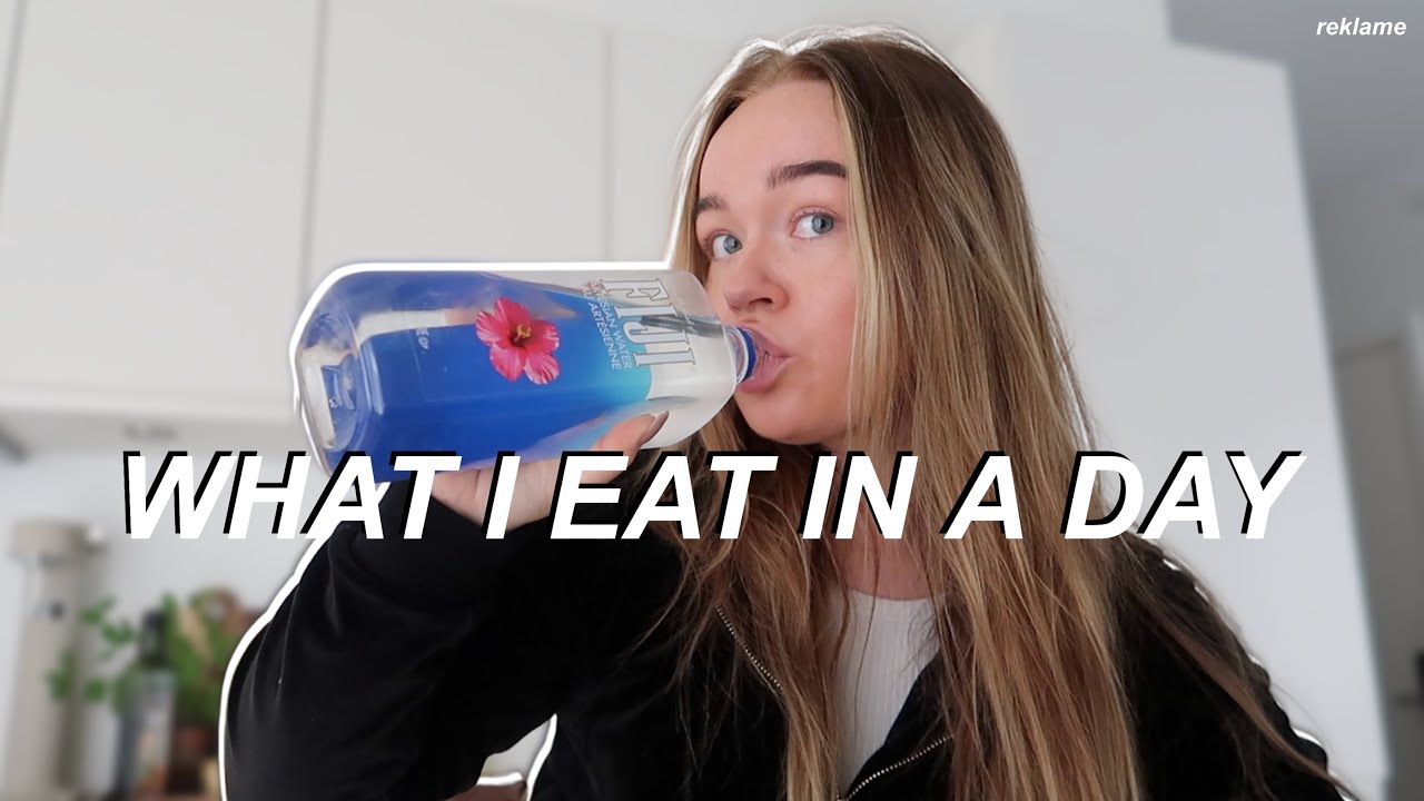 WHAT I EAT IN A DAY!