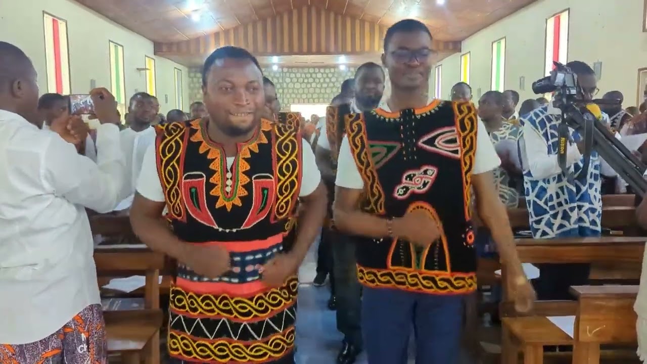 Cultural day, offertory procession by the deacons