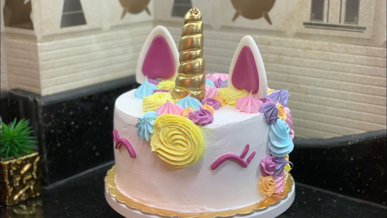 تورتة يونيكورن🦄🦄حبيبة كل البنات تقدرى تعمليها بكل سهولة فى عيد ميلاد بنتك ومن غير احترافيه🤷‍♀️