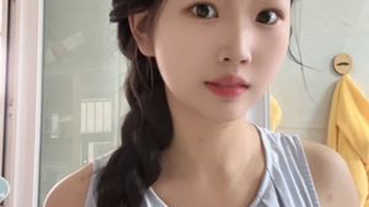 给姐妹们出辫子教程了#元气甜妹必学的发型