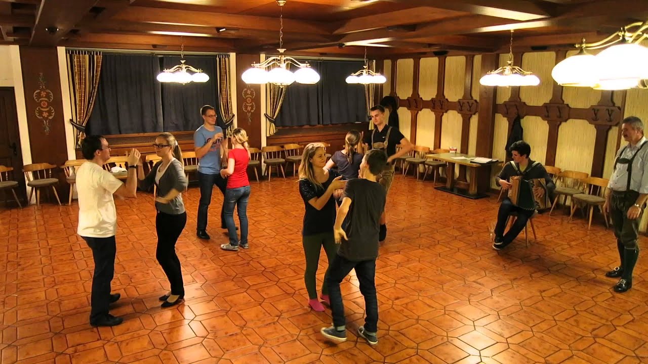 Ennstaler Polka - Steirischer Grundtanz 2 von 10