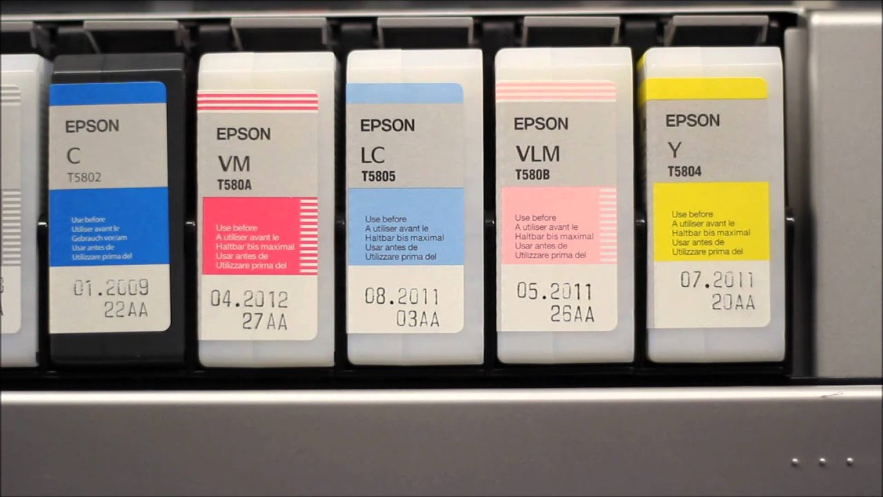 Profesjonalna drukarka Epson Stylus Pro 3880 A2 - prezentacja video Centrum Papieru