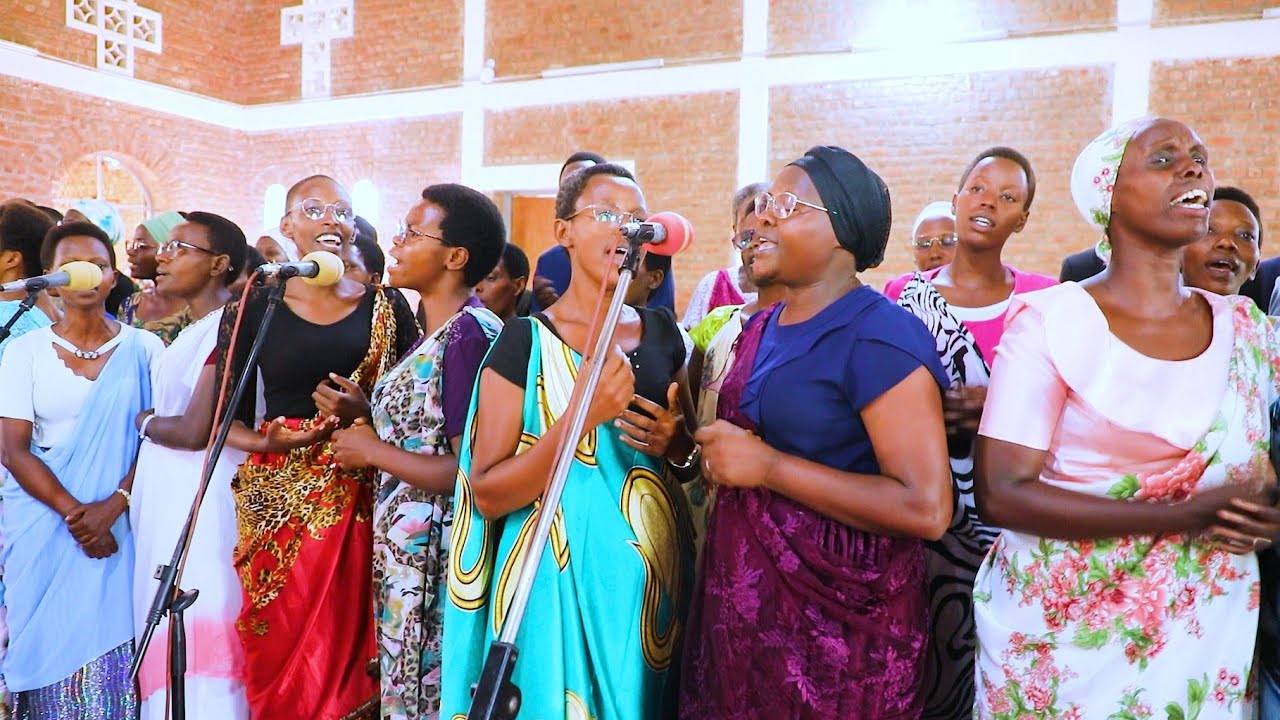 KUKO NZI IVYIYUMVIRO MBIYUMVIRAKO - HUMURA HUMURA HUMURA By Chorale Mutanga/Pentecôte Nyakabiga