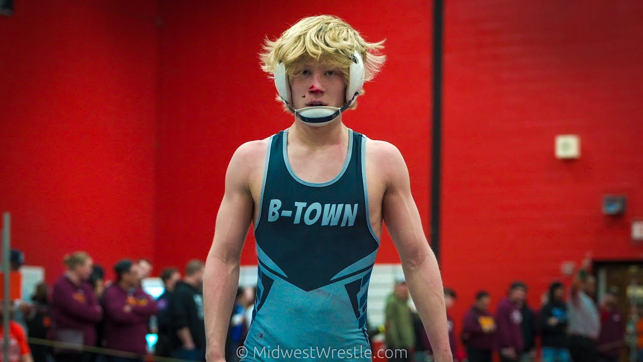 106 &ndash; Brayden Teunissen {G} of Belvidere North IL vs. Dom Munaretto {R} of Saint Charles East IL