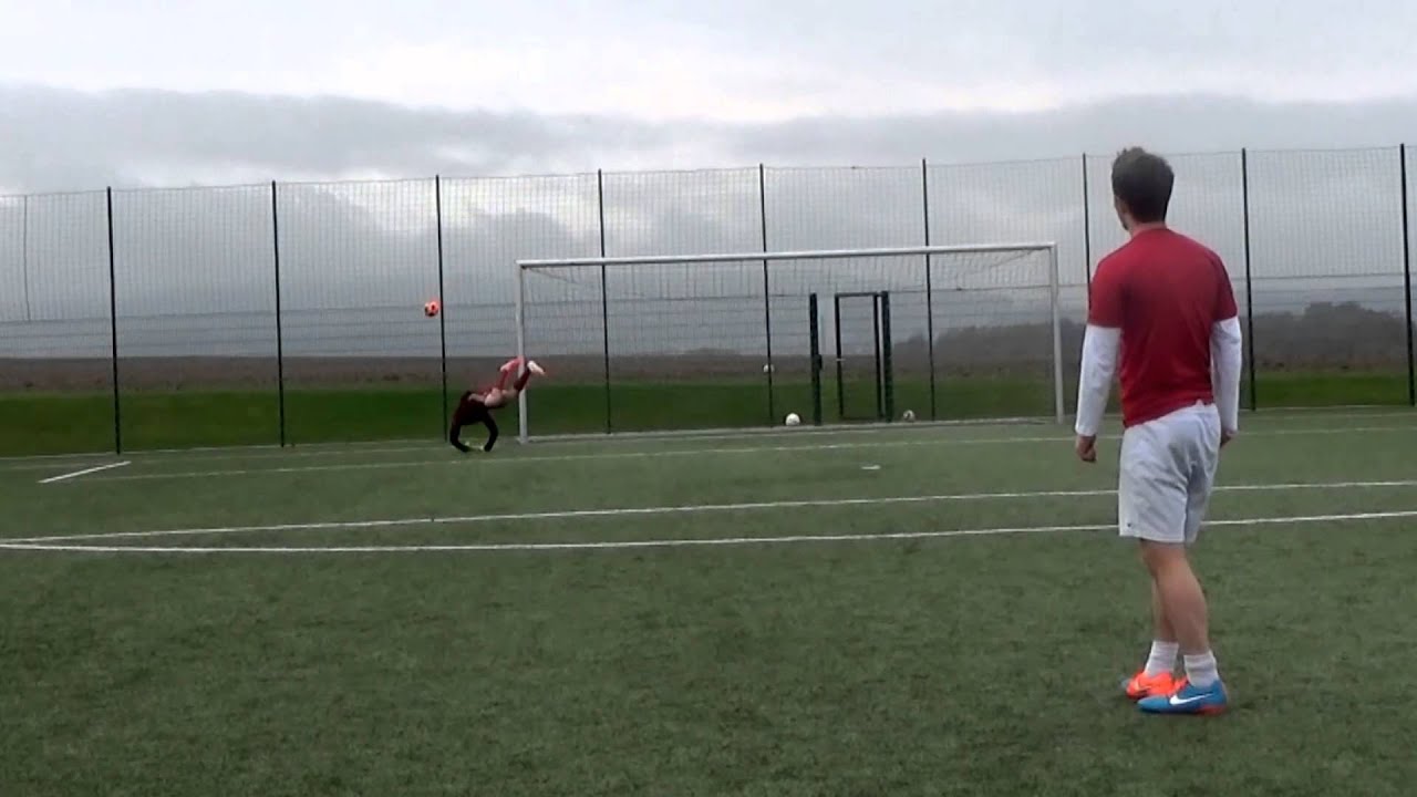 Nike Tiempo Legend V AG | Test and Review Video