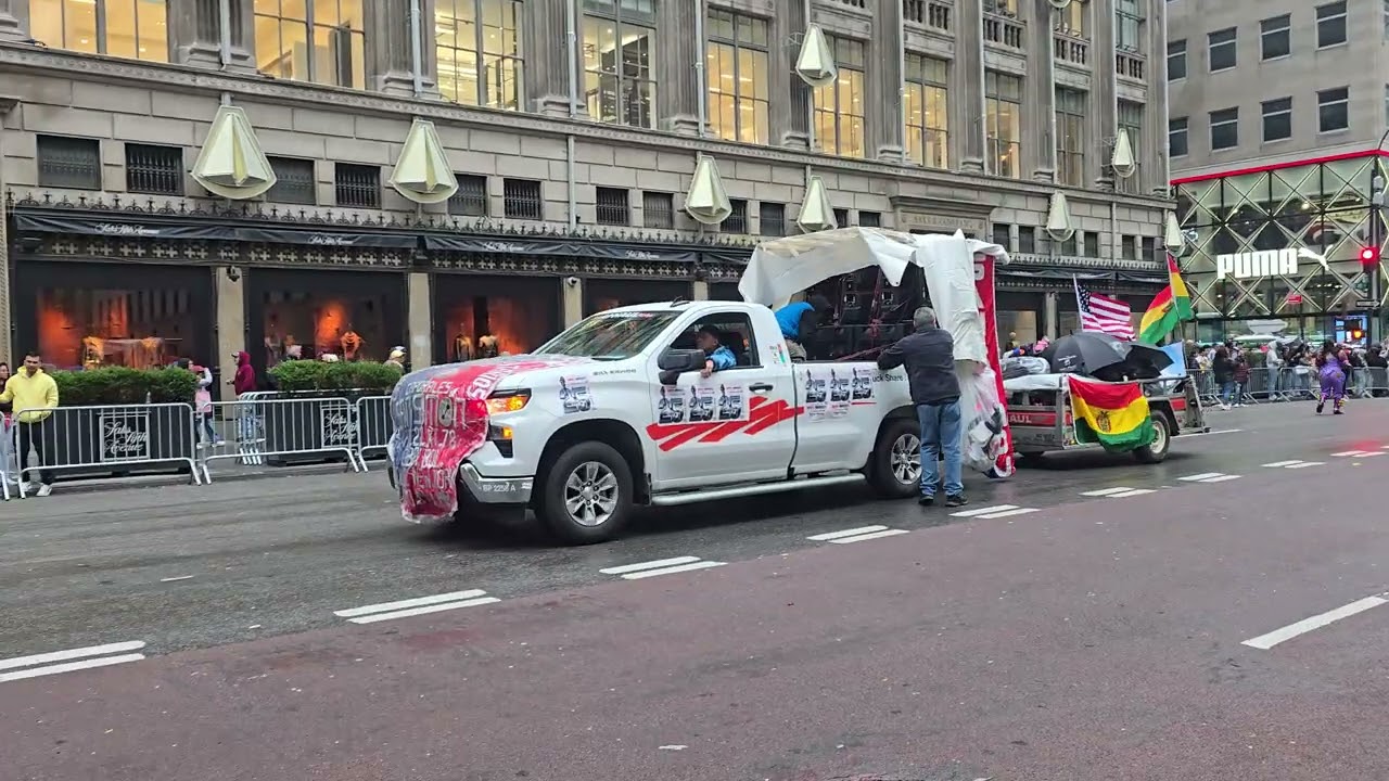 Desfile de la hispanidad 5th avenue  #newyorkcity 