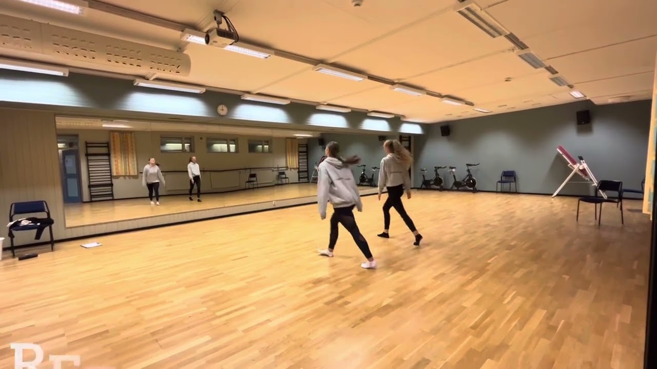 2023: Blow your mind - Dua Lipa