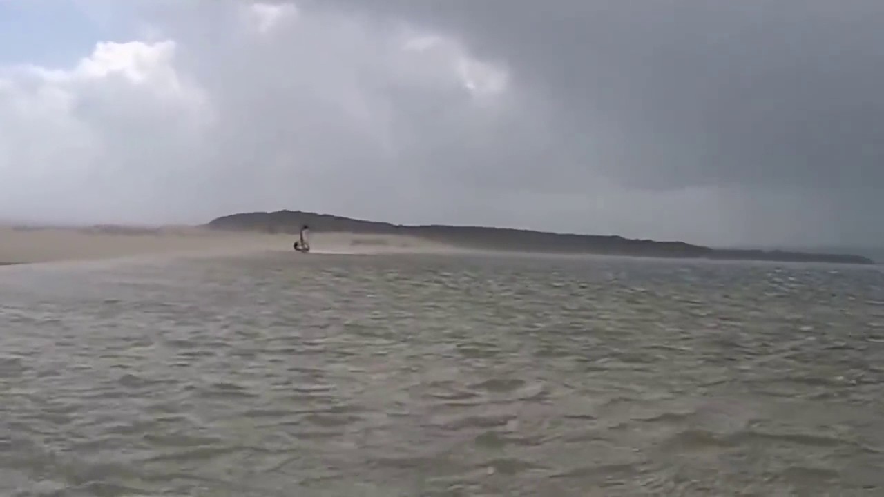 Windsurfing crash at 40 knots ! Do you have a seat belt?