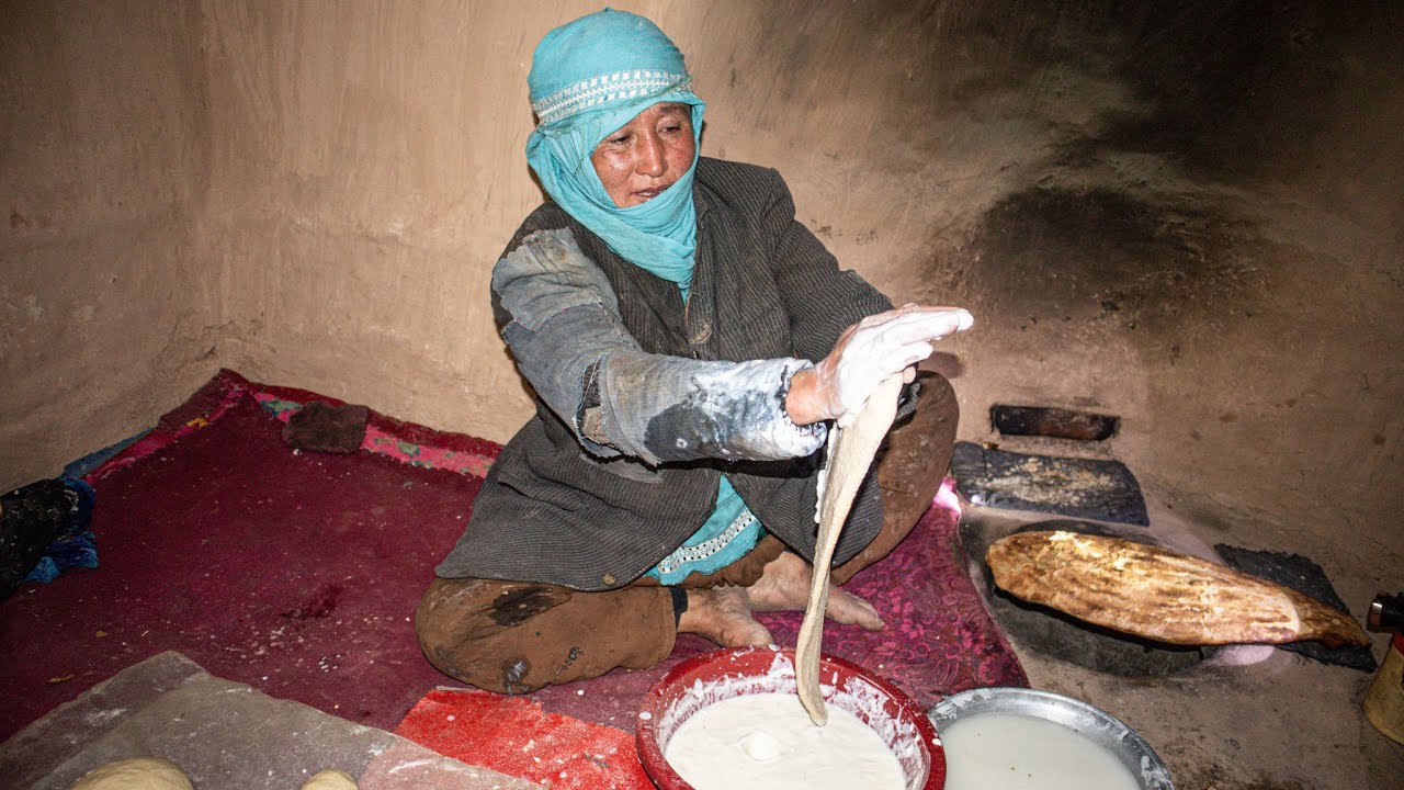 Afghanistan Mountain Life: Cooking and Living the Country Way (Movie)