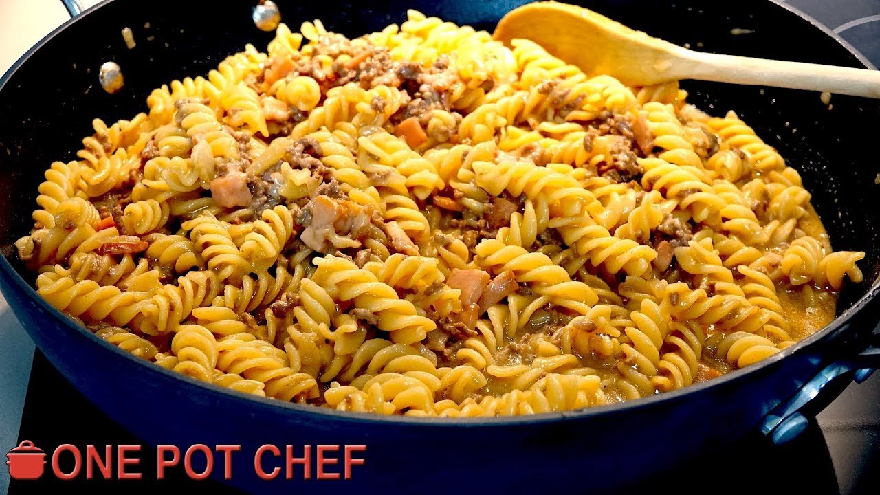 Паста с говядиной, сыром и беконом в одной кастрюле | One Pot Chef
