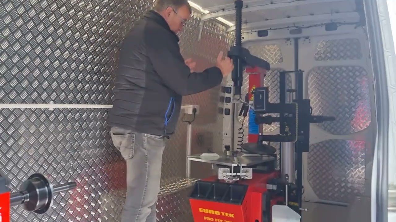 Mobile Tyre Van Set Up