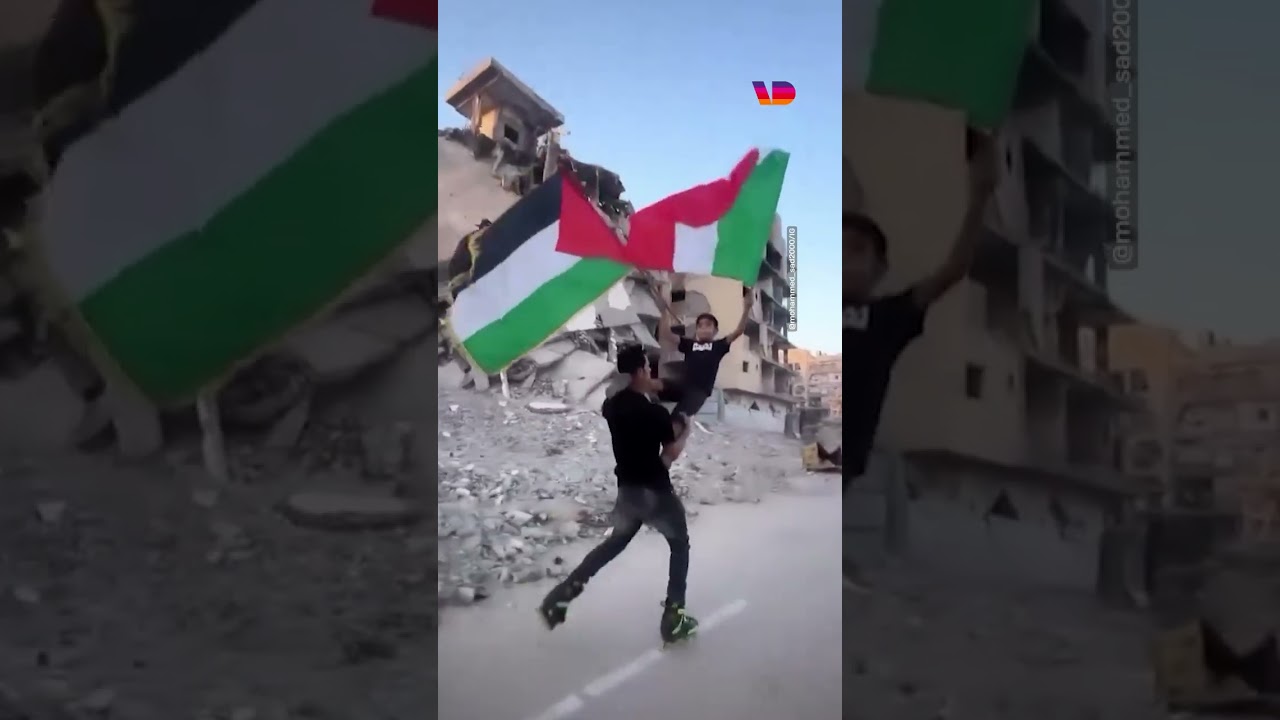 Gaza, tra le macerie sventolano le bandiere italiana e palestinese
