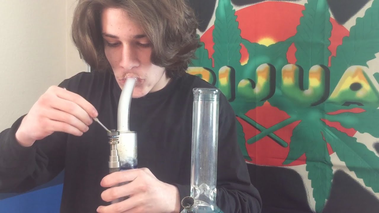 BONG RIP & DAB IN ONE BREATH!
