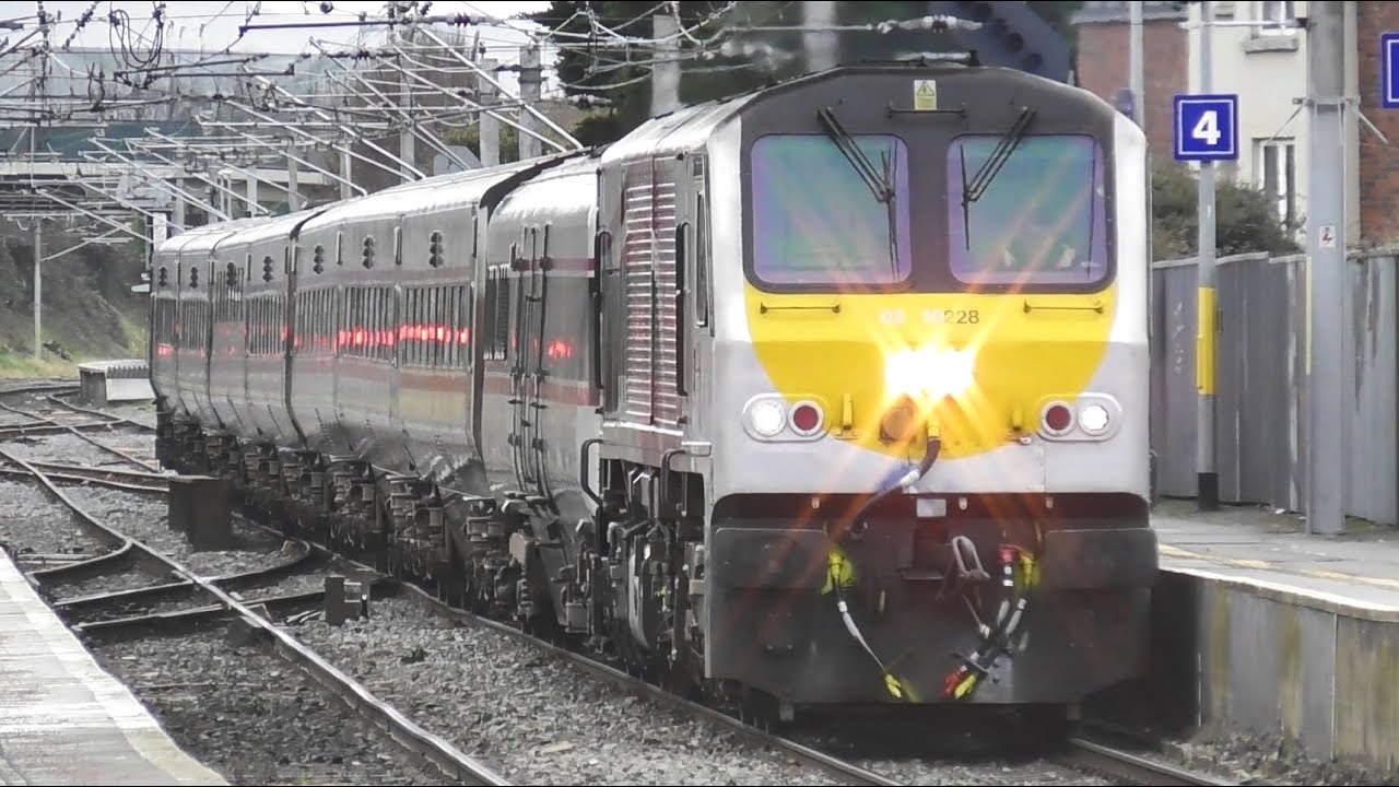 Irish Rail 201 Class Loco 228 + Enterprise Train 9004 - Howth Junction Station, Dublin