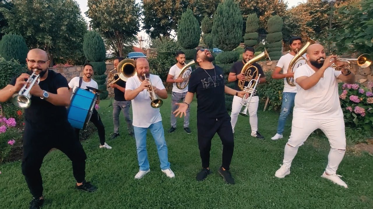 Dzambo Agusevi Orchestra & DJ Branski ▶ Old Bazaar Groove (Dubioza Kolektiv Remix)