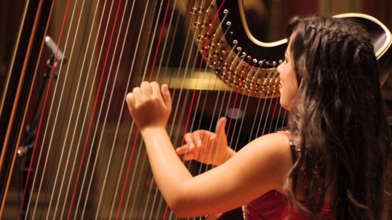 Joaquin Turina - Tocata y Fuga. Elisa Netzer: harp