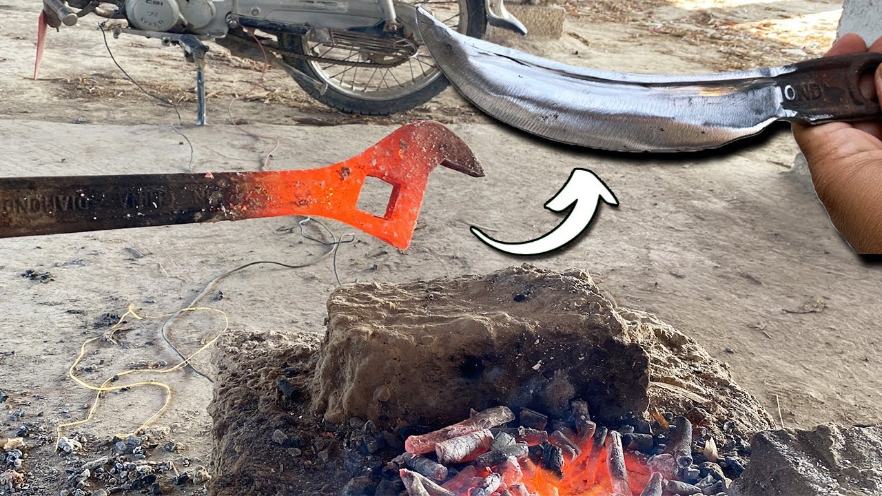 Making Good Quality of Knife from Waste Pipe Range | Forging Knife from Plumber Tool @crazyskills