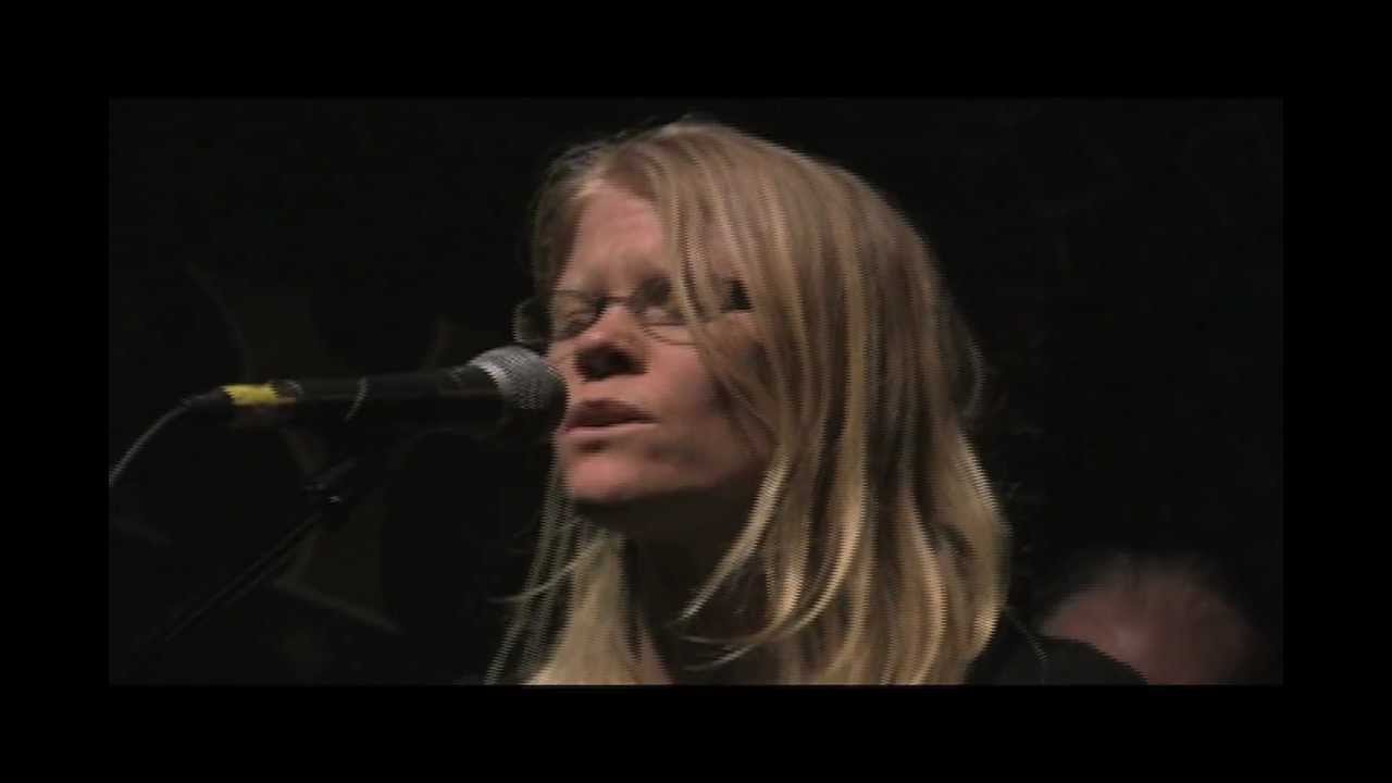 Alexa Wiley & The Wilderness - Wolf