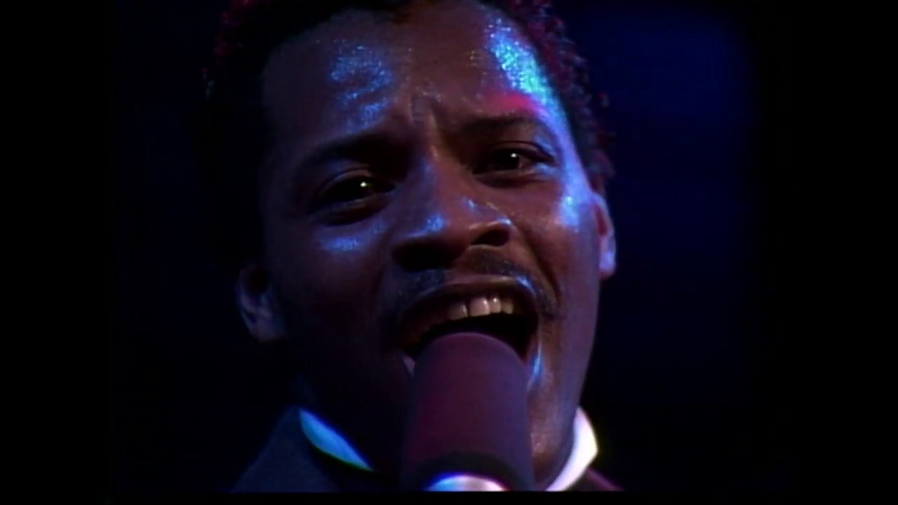 Alexander O'Neal Performs 