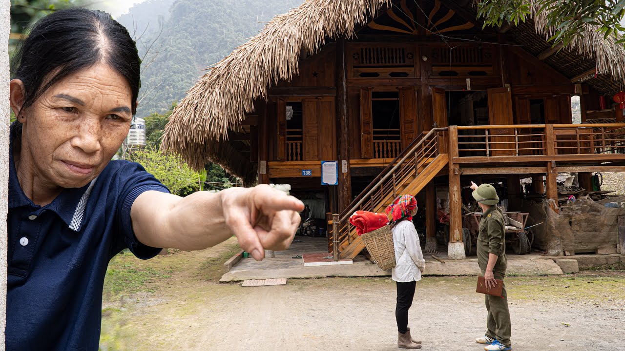 Kind police took Ly Tu Dan home - unexpectedly his mother did something shameful.