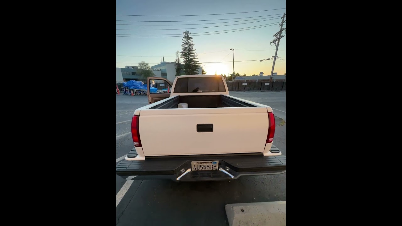 Ls Swapped 1993 Cheyenne with long tubes and equal length exhaust