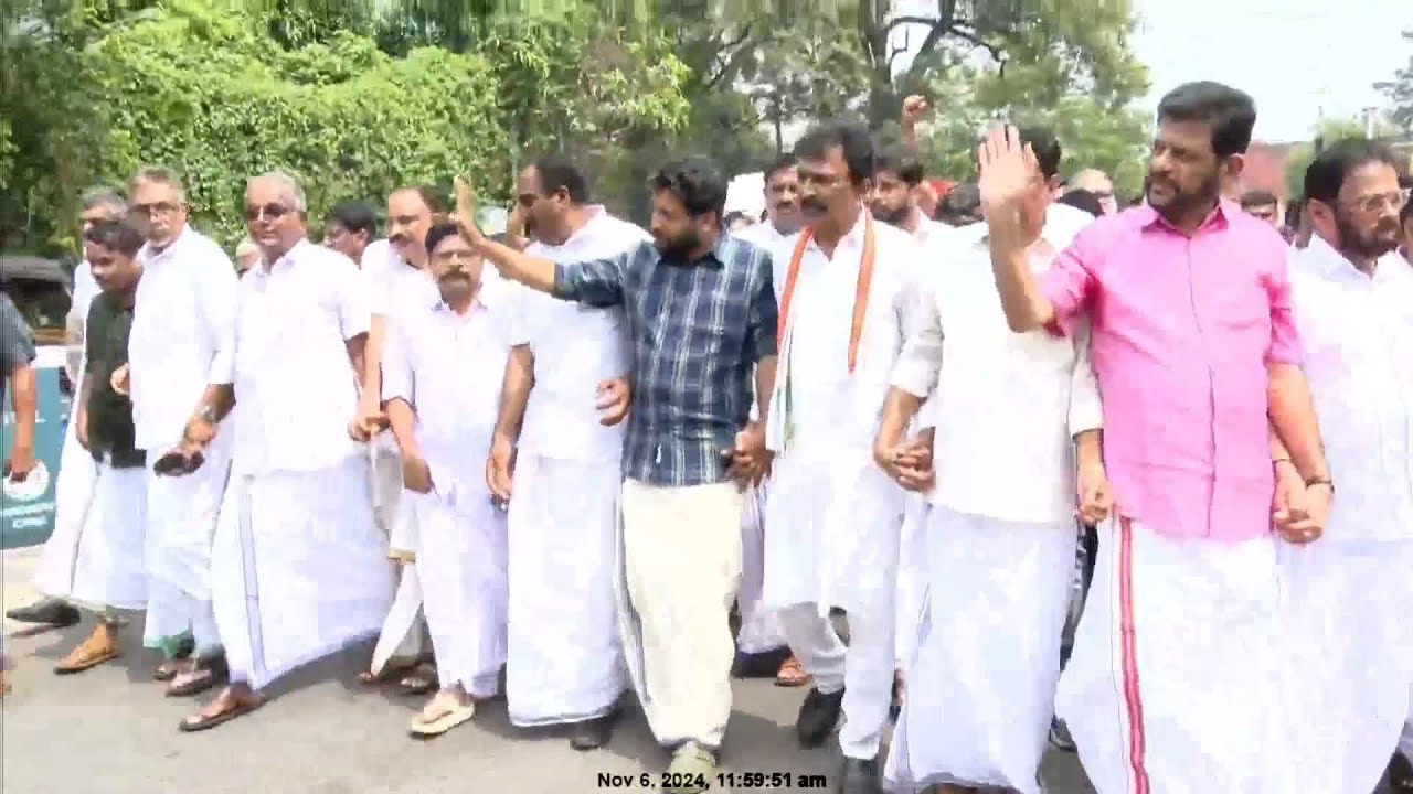 സംഘടിച്ച് കോണ്‍ഗ്രസ് പ്രവര്‍ത്തകര്‍, എസ് പി ഓഫീസ് മാര്‍ച്ചില്‍ സംഘര്‍ഷം