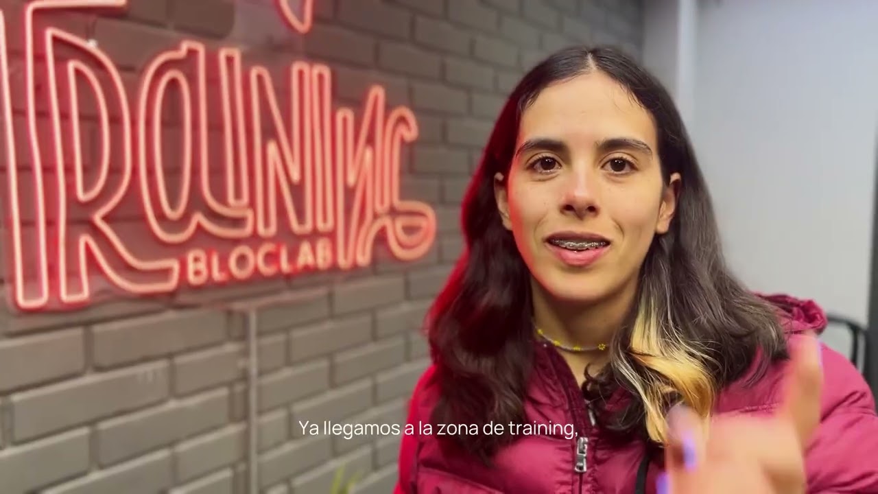 ¿Vale la pena escalar en Bloclab Santiago? 🧗 Review HONESTA del boulder más popular de Chile