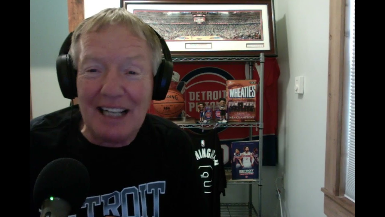 PISTONS LAND 