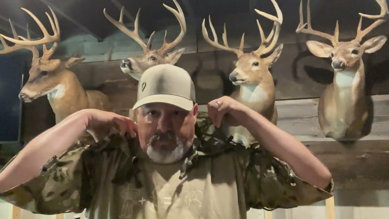 Building a Ghillie Hood for bowhunting