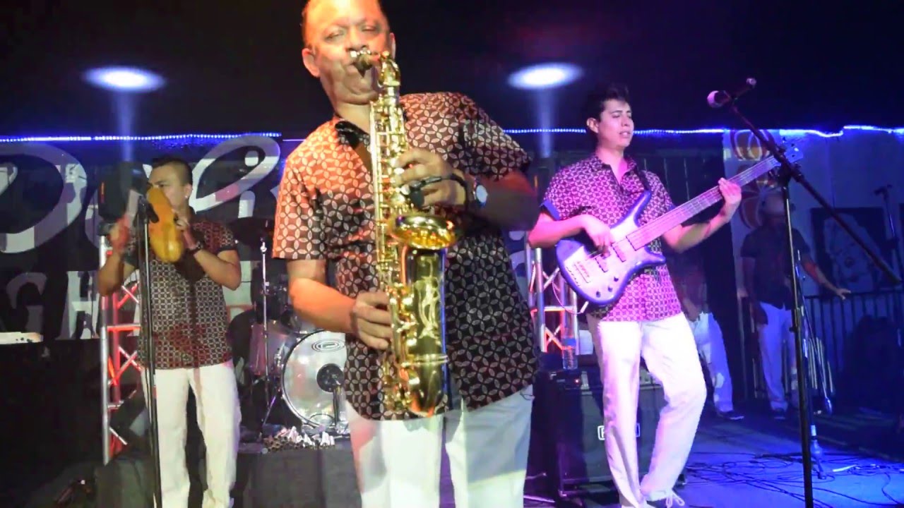 EL SUPER SHOW DE LOS VASKEZ   JUGUITO DE PINA