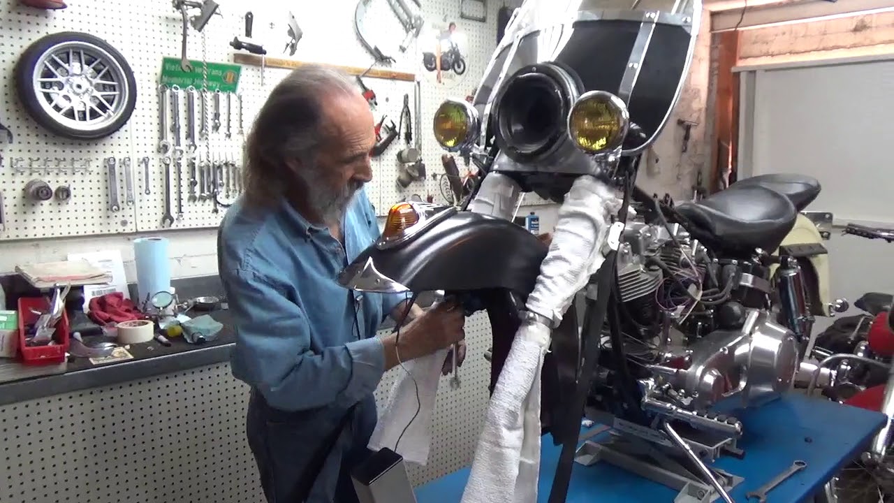 Install New Front Fender On a Harley Davidson FL