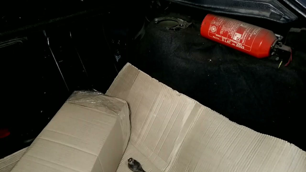 Замена пружины задней подвески Ford Escort mk7