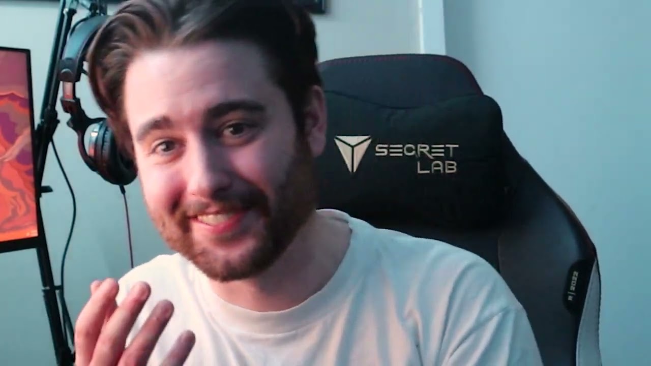 Someone wrote the CREEPIEST article about me