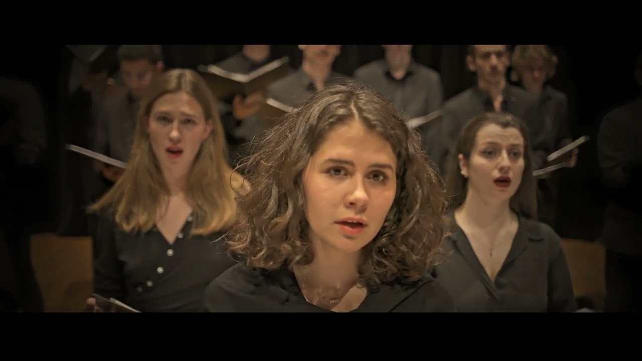le jeune chœur de paris chante 