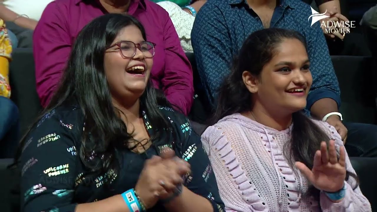 Varun Dhawan & Kriti Sanon FUN on The Kapil Sharma Show | Bhediya Promotion | Comedy Blast