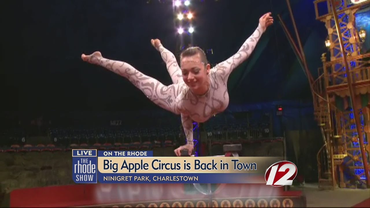 Contortionist Dazzles at Big Apple Circus