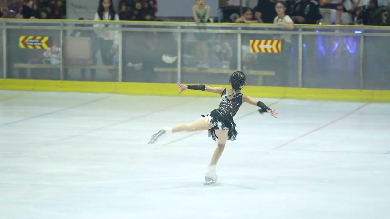 Arwen Zoey 3rd champion INISC (Indonesia National Ice Skating Championship) 2025 preliminary