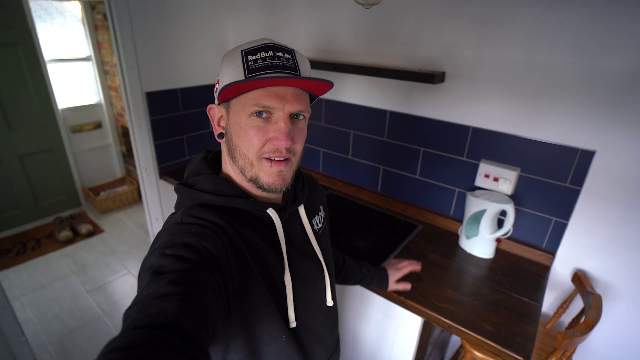 BUILDING A HOUSE ALONE from START TO FINISH | E.P 92 [We have a LOT to do]